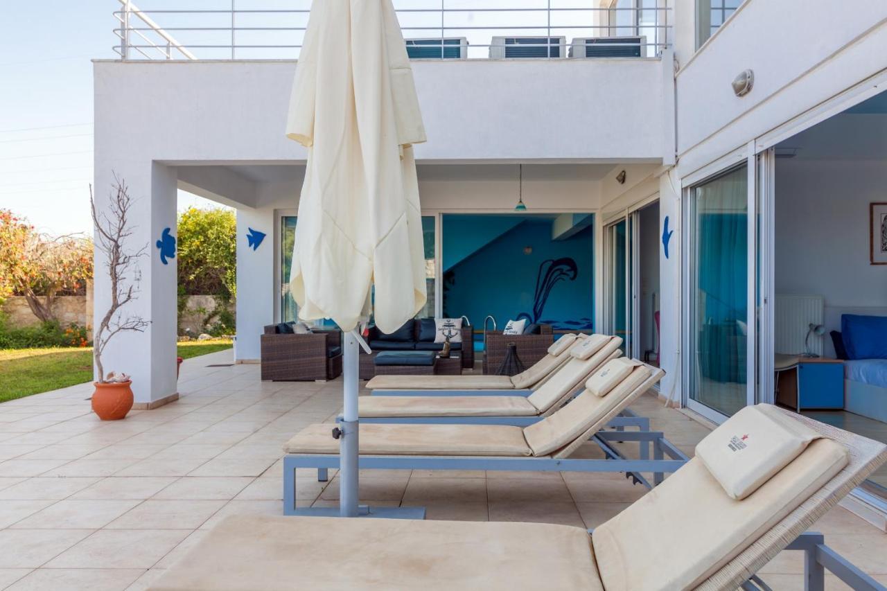 Whiteblue Spa Villa, By Idealstay Experience كاندية المظهر الخارجي الصورة