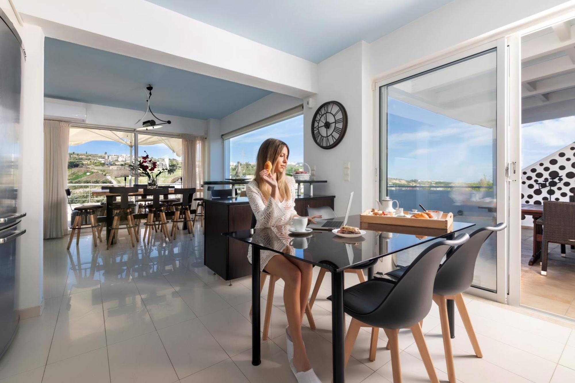 Whiteblue Spa Villa, By Idealstay Experience كاندية المظهر الخارجي الصورة